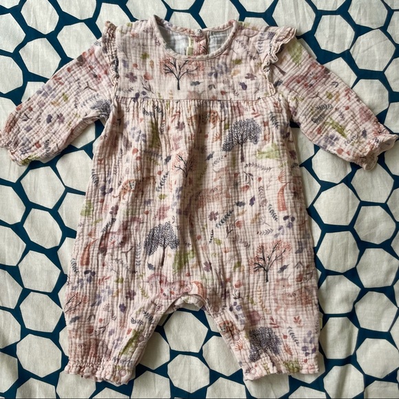 Elegant Baby Muslin Jumper (6-9 months) - Picture 1 of 7